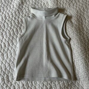 Sleeveless Offwhite Turtleneck Top